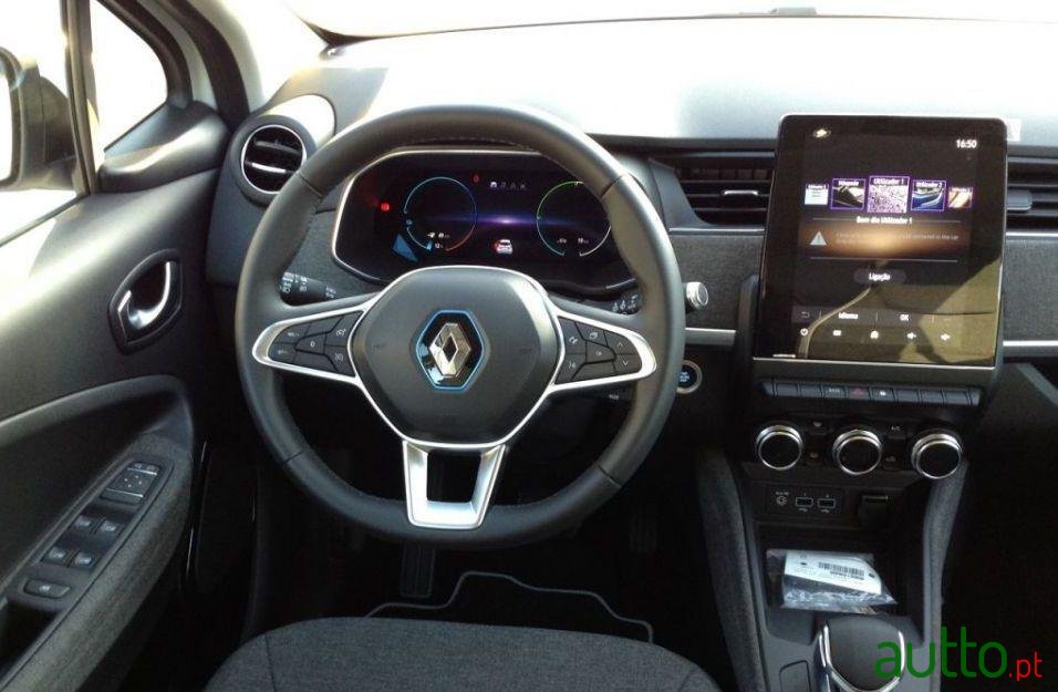 2020' Renault Zoe Intens 50 photo #5