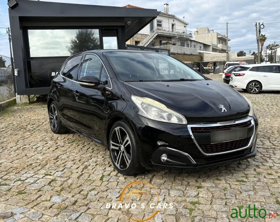 2015' Peugeot 208 photo #4