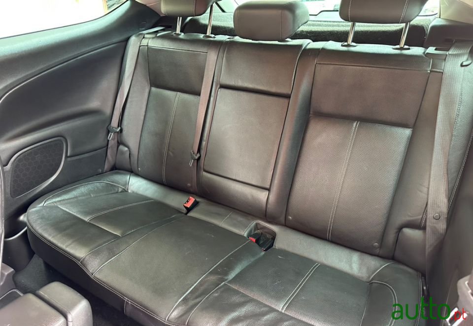 2012' Opel Astra Gtc photo #6