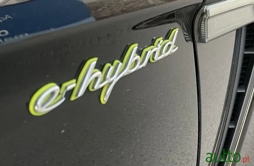 2014' Porsche Panamera 4 E-Hybrid photo #6