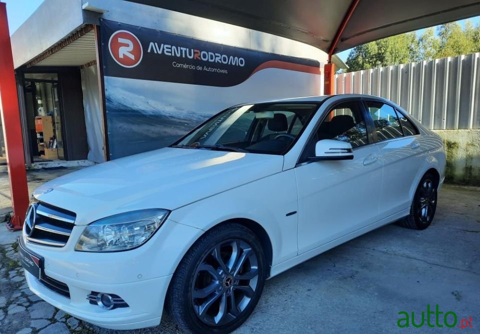 2008' Mercedes-Benz C-200 photo #1
