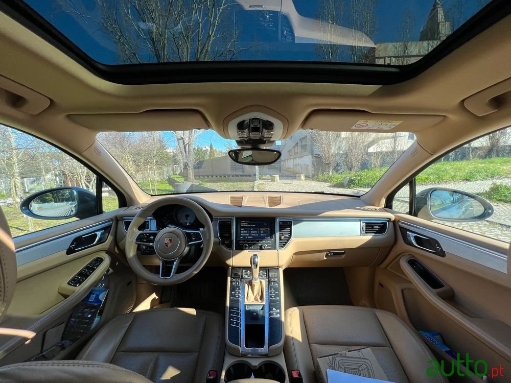 2014' Porsche Macan S photo #5