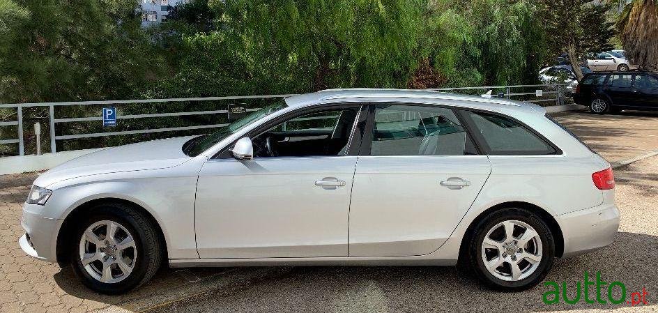 2009' Audi A4 Avant photo #1