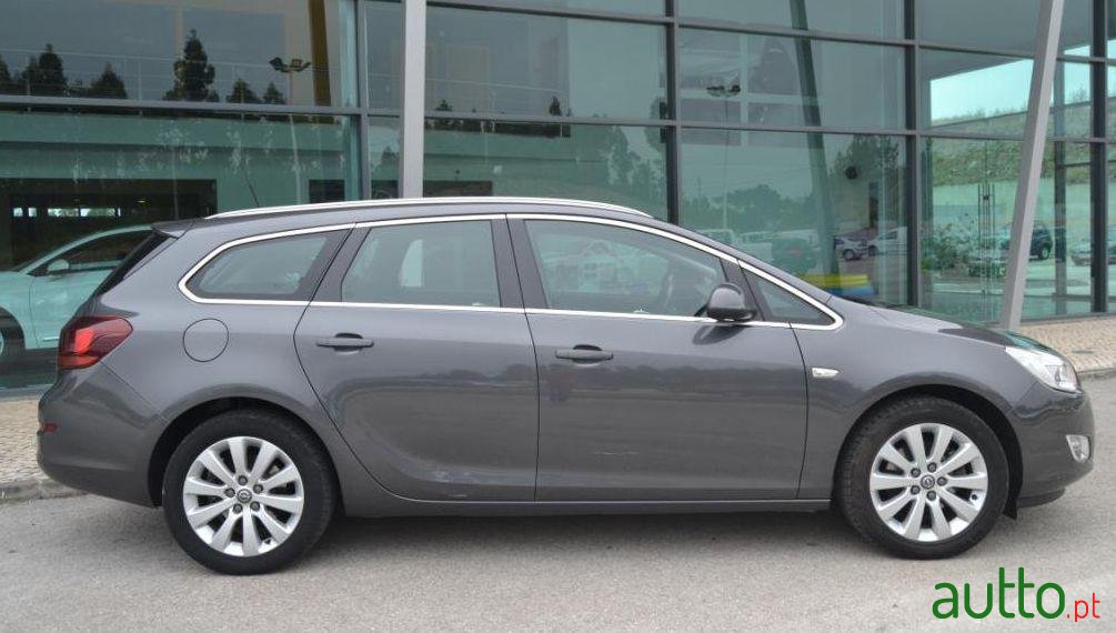 2012' Opel 1.7 CDTi Cosmo photo #1