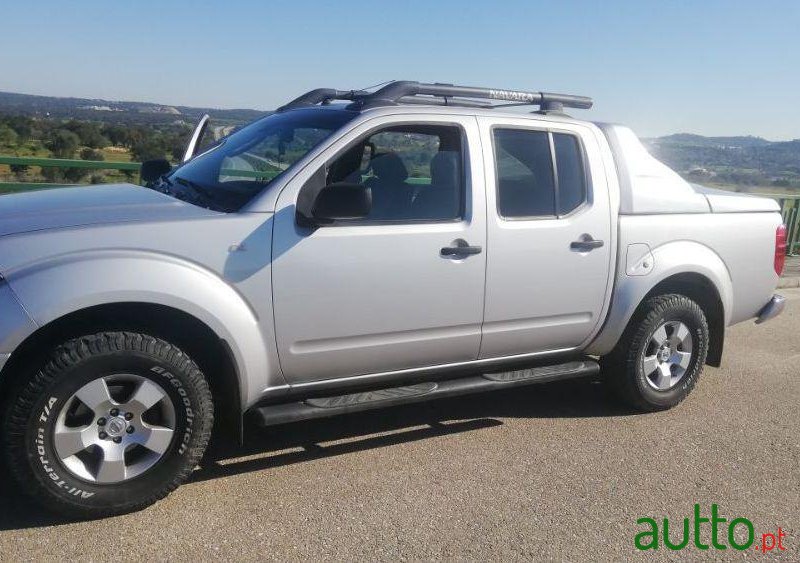 2006' Nissan Navara photo #1