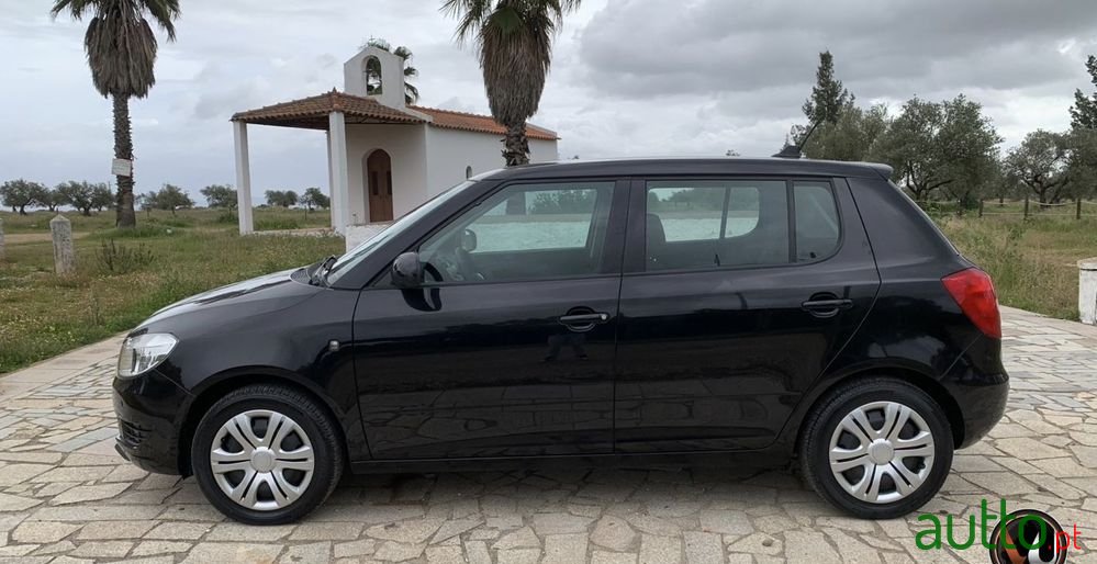 2012' Skoda Fabia 1.2 Tsi Active photo #2