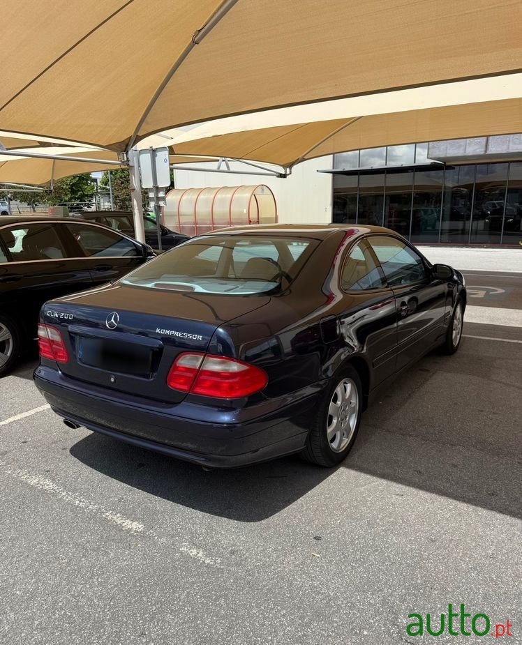2002' Mercedes-Benz Classe Clk photo #2