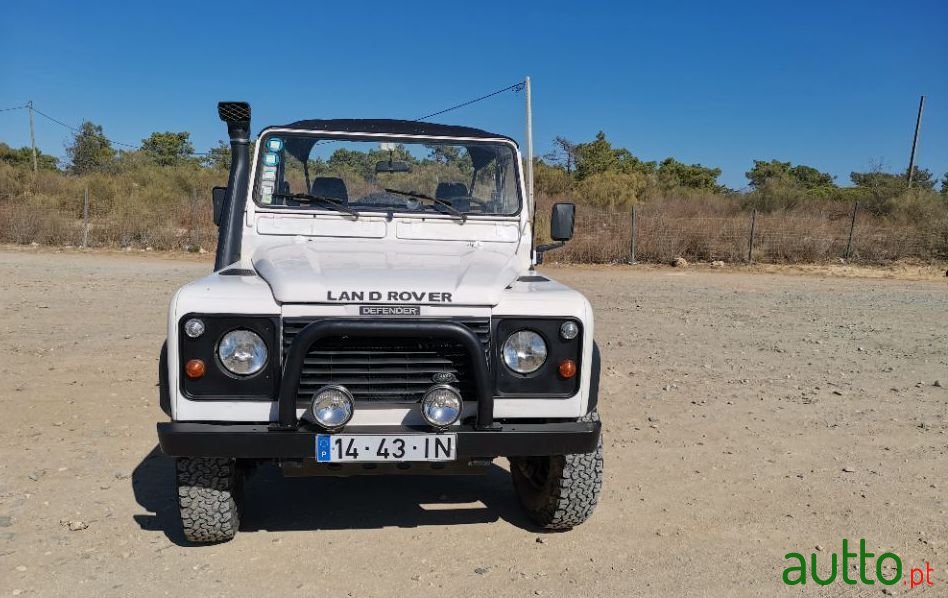 1997' Land Rover Defender photo #2