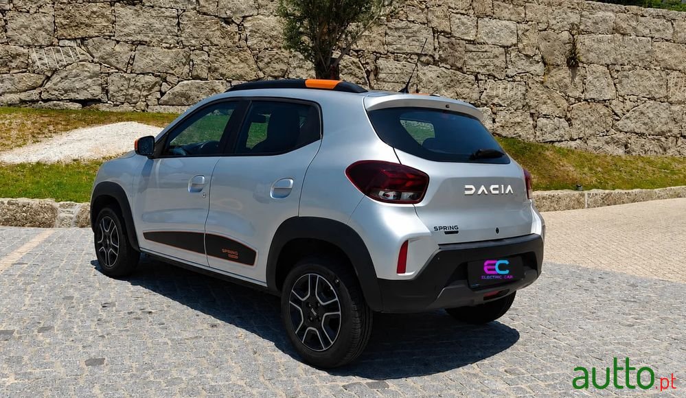 2023' Dacia Spring Electric 45 Comfort Plus photo #4