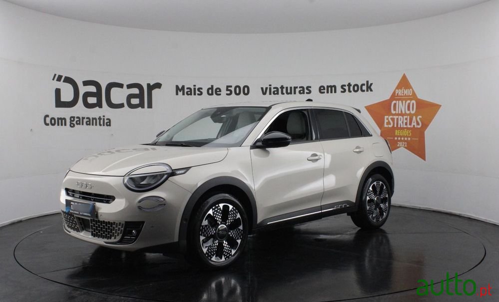 2024' Fiat 600E photo #3