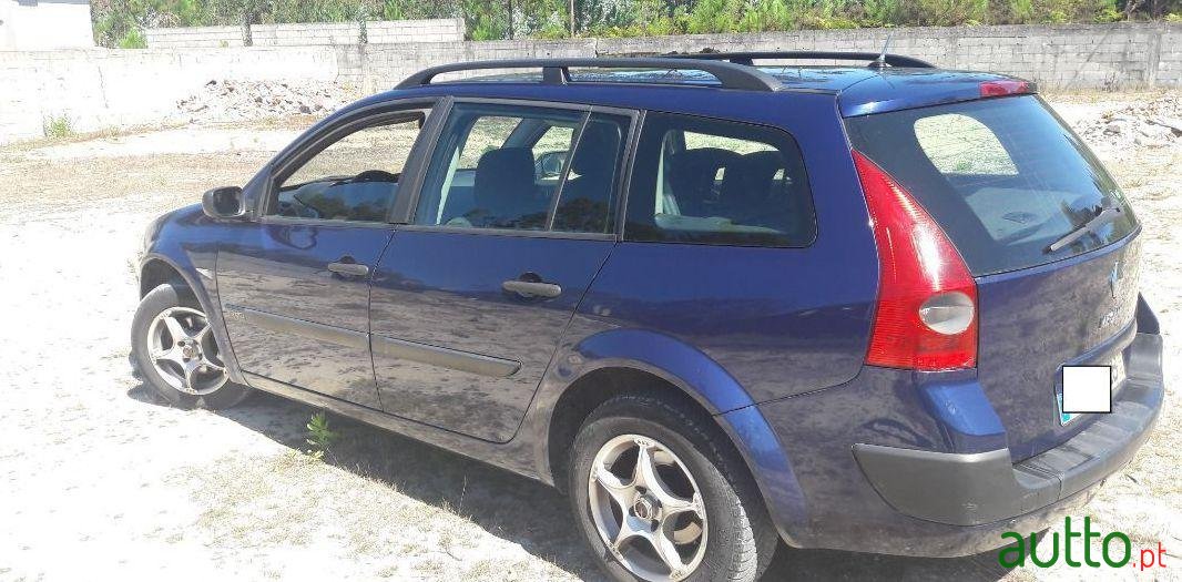 2004' Renault Megane Break photo #1