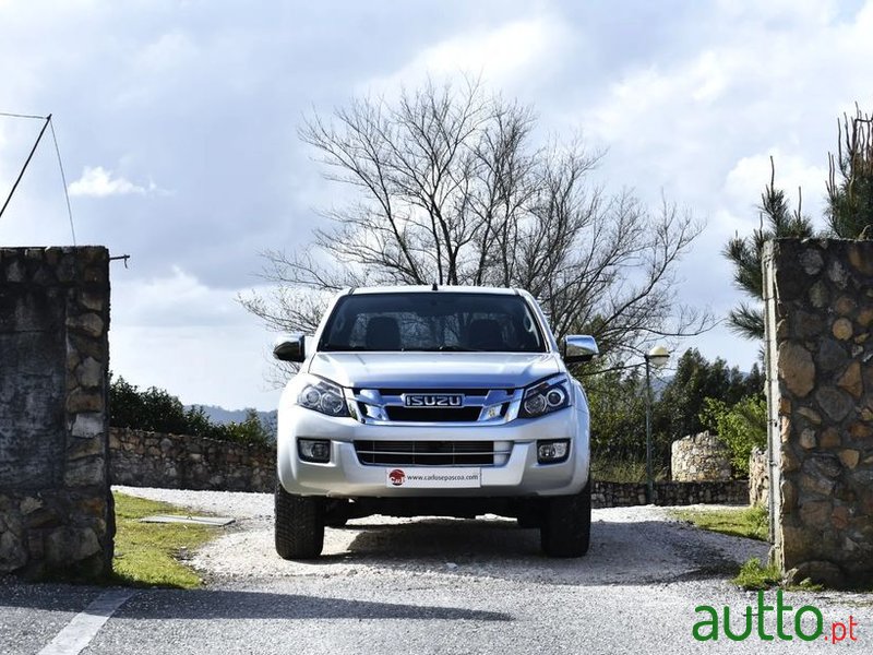 2016' Isuzu D-Max photo #4