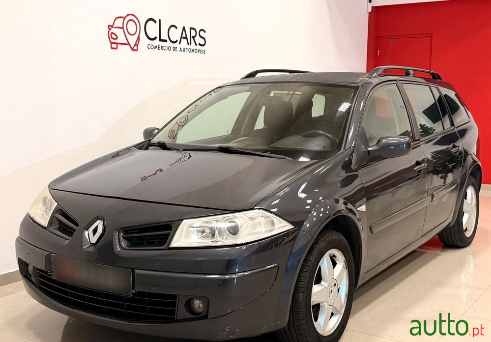 2008' Renault Megane Break photo #1