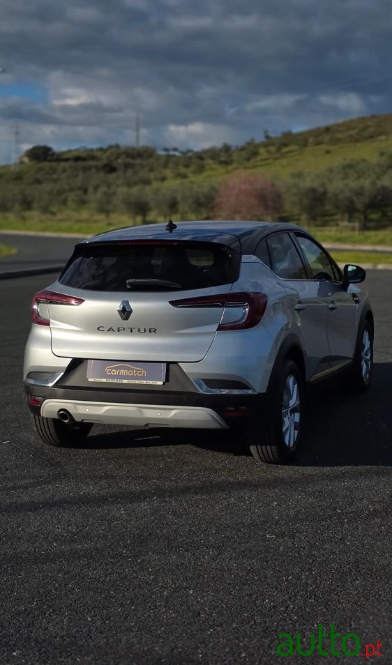2021' Renault Captur Tce 90 Intens photo #6
