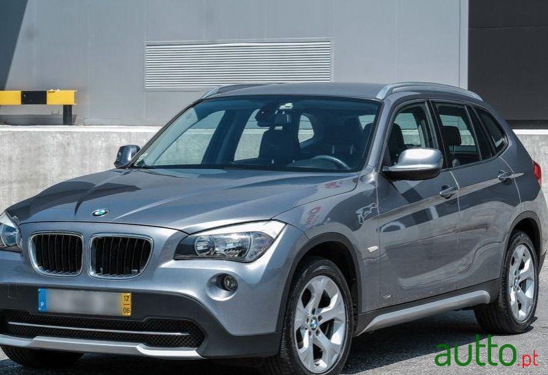 2012' BMW X1 S Drive 18D photo #3