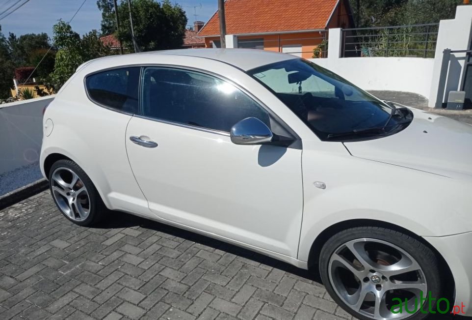 2009' Alfa Romeo MiTo photo #6