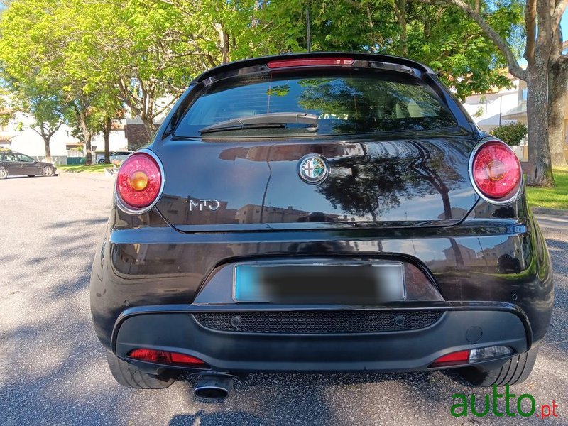 2013' Alfa Romeo MiTo photo #2