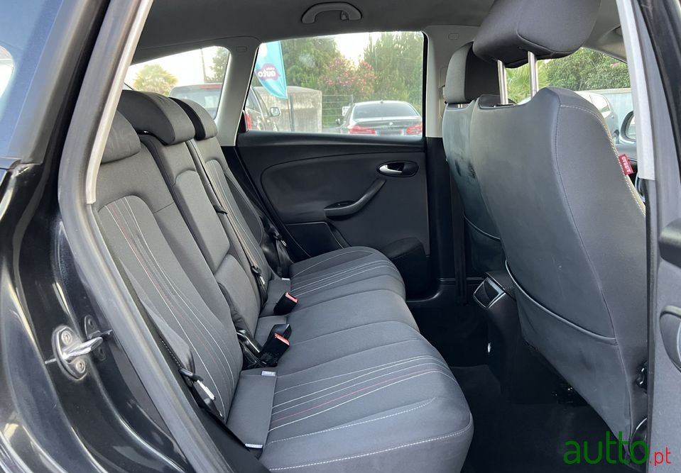 2011' SEAT Altea photo #6