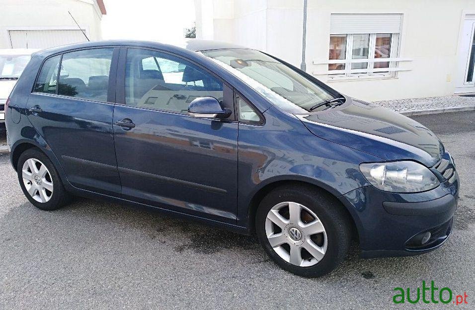 2007' Volkswagen Golf Plus photo #3
