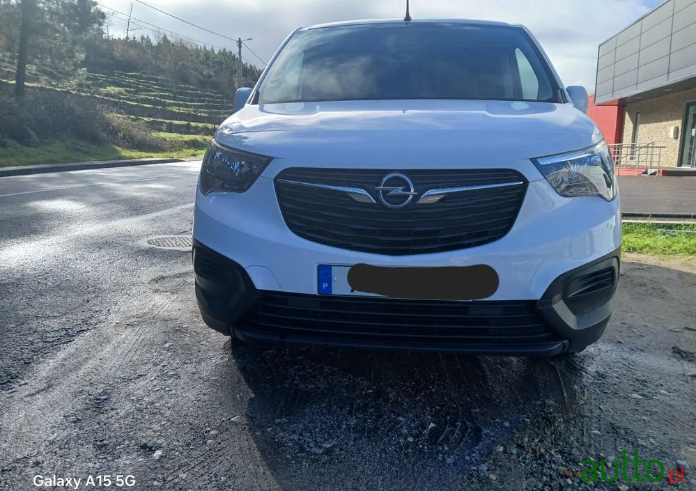 2021' Opel Combo photo #1