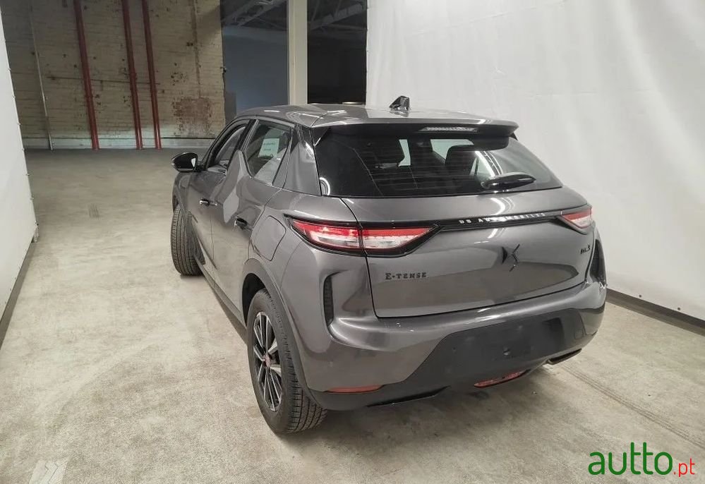 2023' DS Automobiles Ds3 photo #2