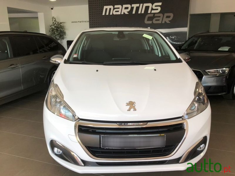 2016' Peugeot 208 photo #2