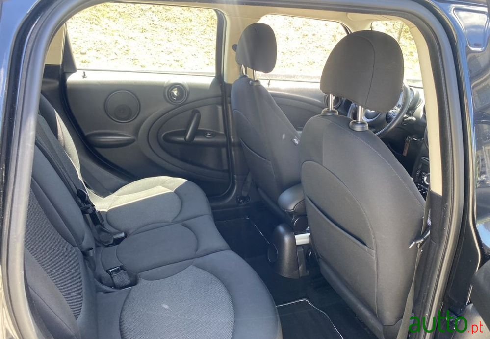 2014' MINI Countryman One D photo #5