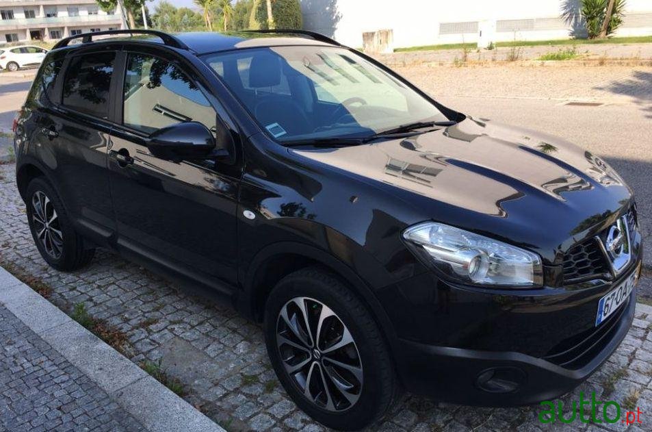 2013' Nissan Qashqai photo #2