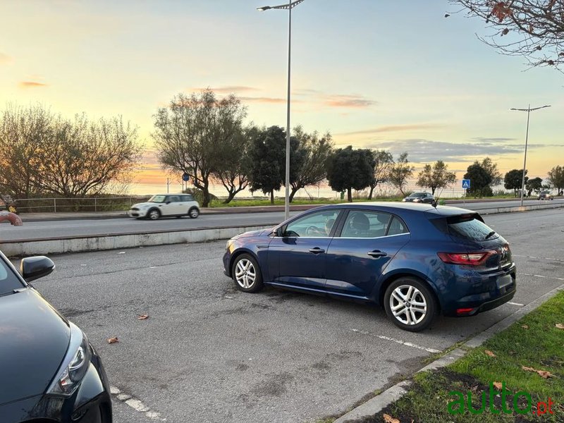 2016' Renault Megane 1.5 Dci Zen Eco photo #5