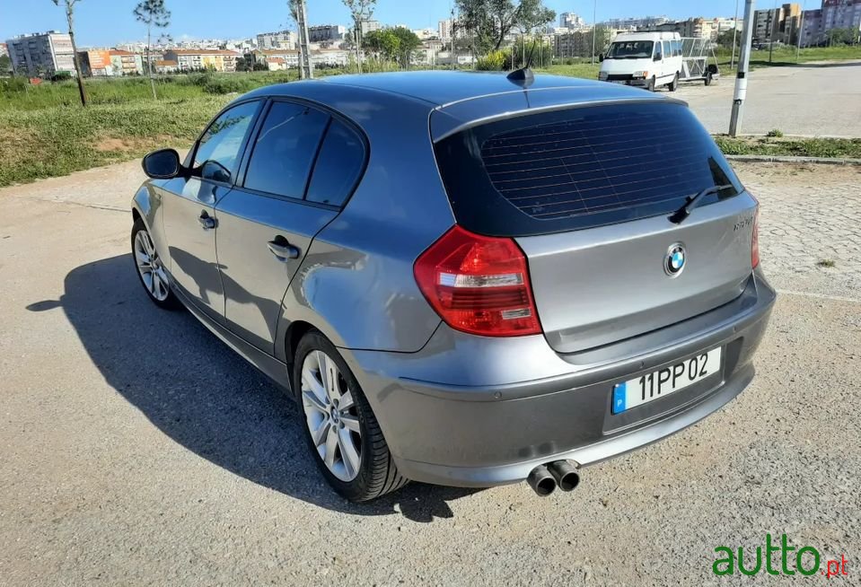 2010' BMW 120 photo #3