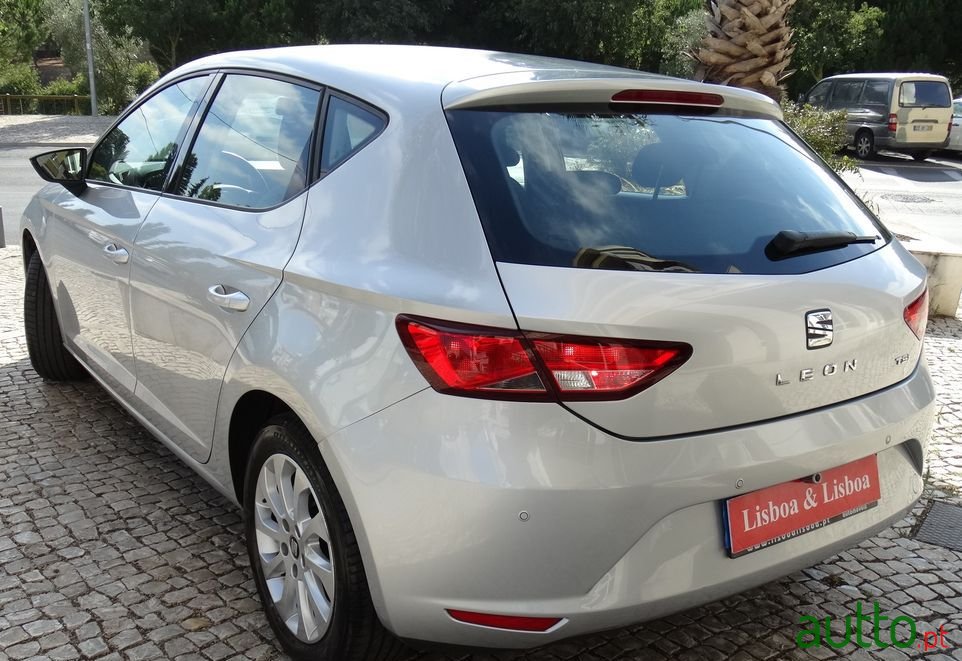 2015' SEAT Leon photo #4