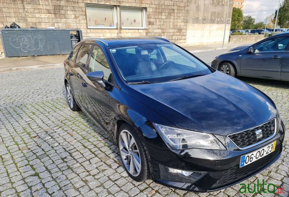 2014' SEAT Leon St photo #4