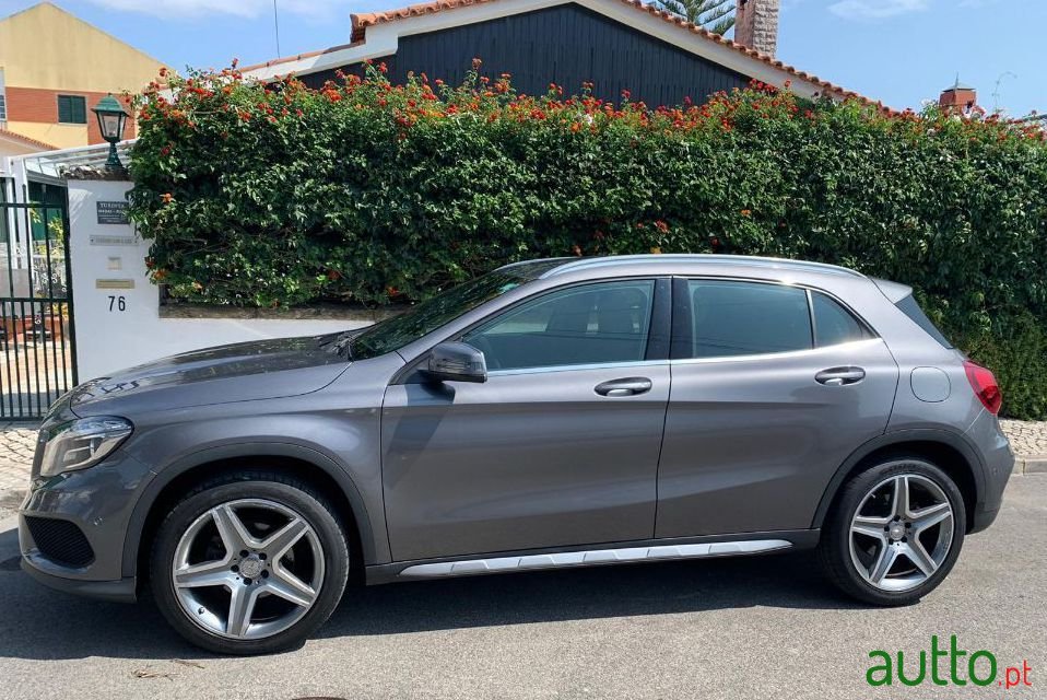 2015' Mercedes-Benz Gla-200 photo #3