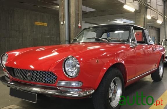 1975' Fiat 124 Spider photo #1