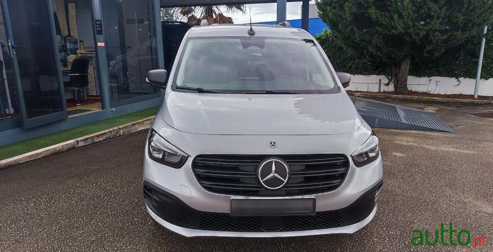 2024' Mercedes-Benz Ecitan Tourer 45 Kwh photo #3