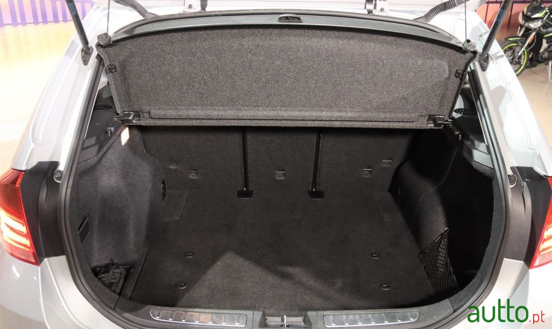 2014' BMW X1 photo #4