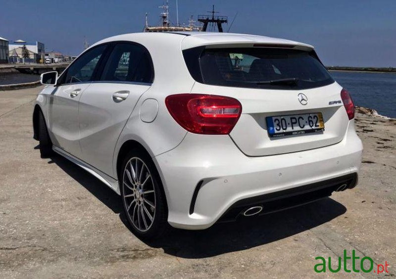 2014' Mercedes-Benz A-180 Nacional photo #2