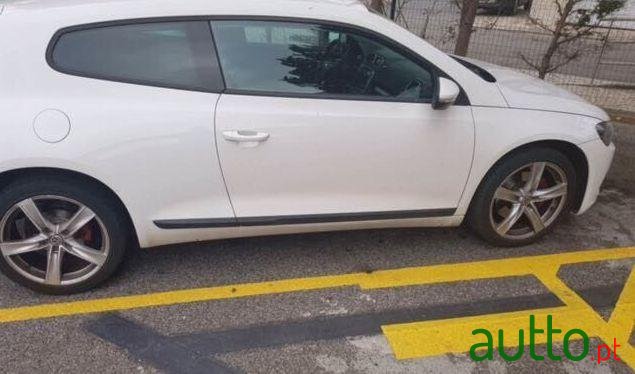 2009' Volkswagen Scirocco photo #2