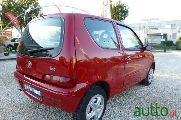 2010' Fiat Seicento photo #1