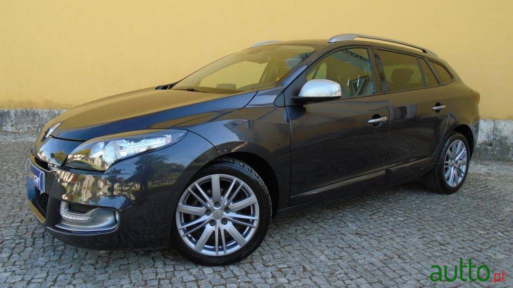 2013' Renault 1.5 DCI EDC GT Line photo #1