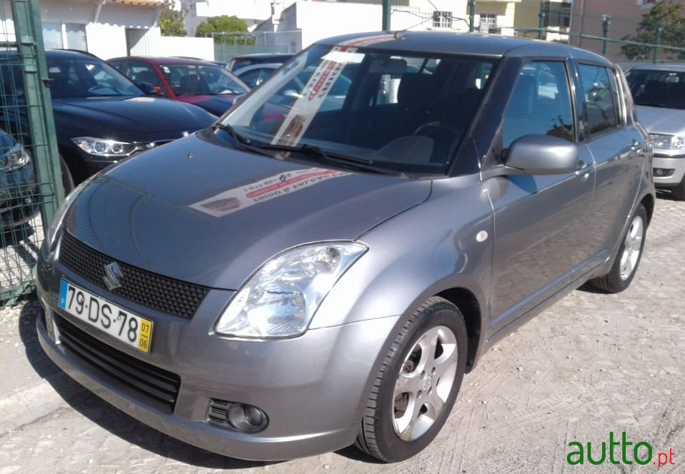 2007' Suzuki Swift photo #1