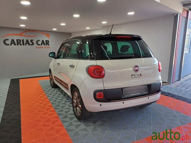 2013' Fiat 500L photo #4
