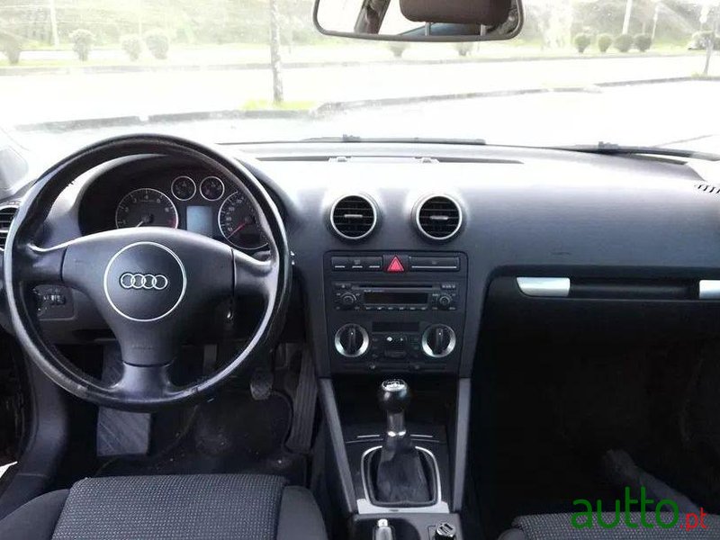 2004' Audi A3 photo #3