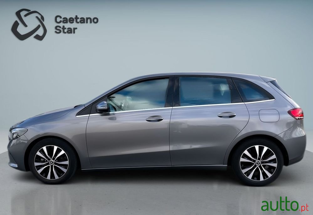 2022' Mercedes-Benz B 180 D Style Plus Aut. photo #4