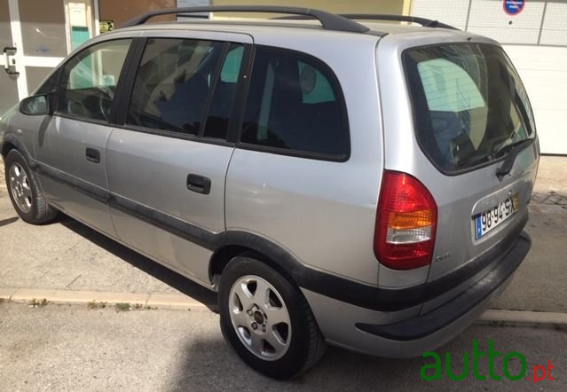 2001' Opel Zafira photo #3