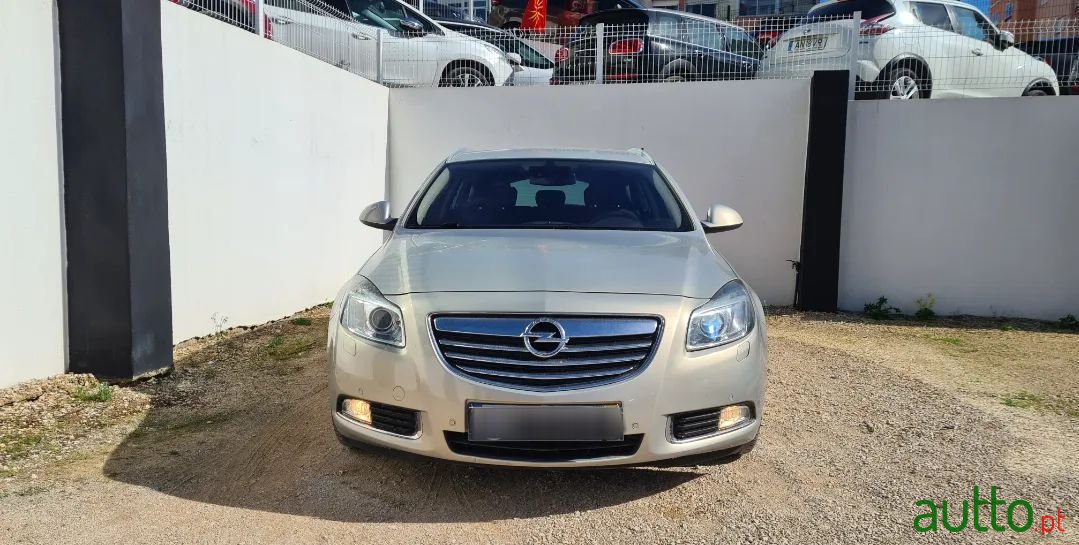 2010' Opel Insignia Sports Tourer photo #6