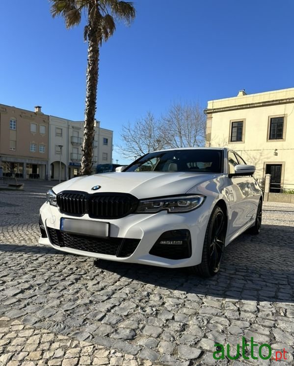 2019' BMW 330 E Pack M Auto photo #1