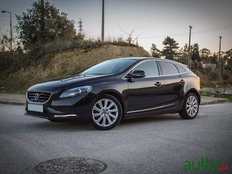 2012' Volvo V40 1.6 D2 Summum photo #2