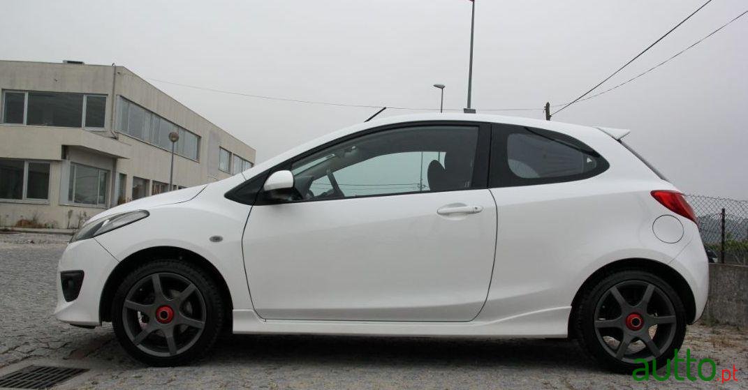 2008' Mazda 2 photo #4