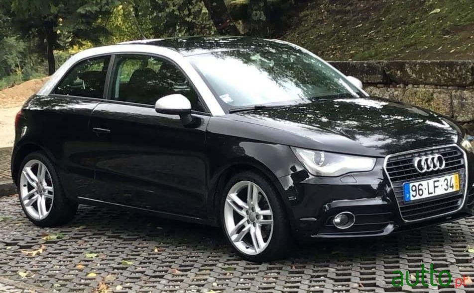 2011' Audi A1 photo #2